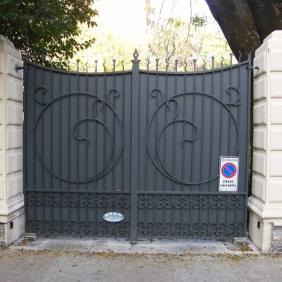Produzione cancelli in ferro Modena