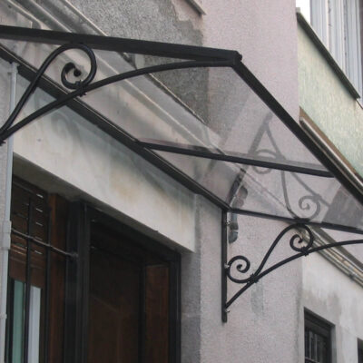 Produzione pensiline in ferro Modena