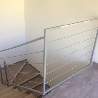 Produzione scale d'arredo in ferro Modena