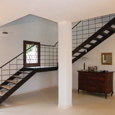 Produzione scale d'arredo in ferro Modena