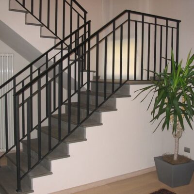 Produzione scale d'arredo in ferro Modena