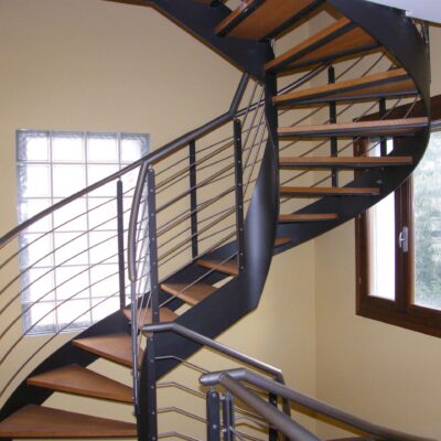 Produzione scale d'arredo in ferro Modena