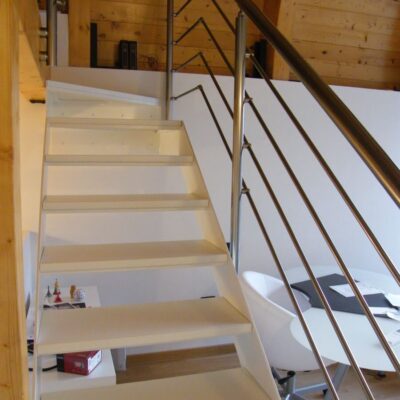 Produzione scale d'arredo in ferro Modena